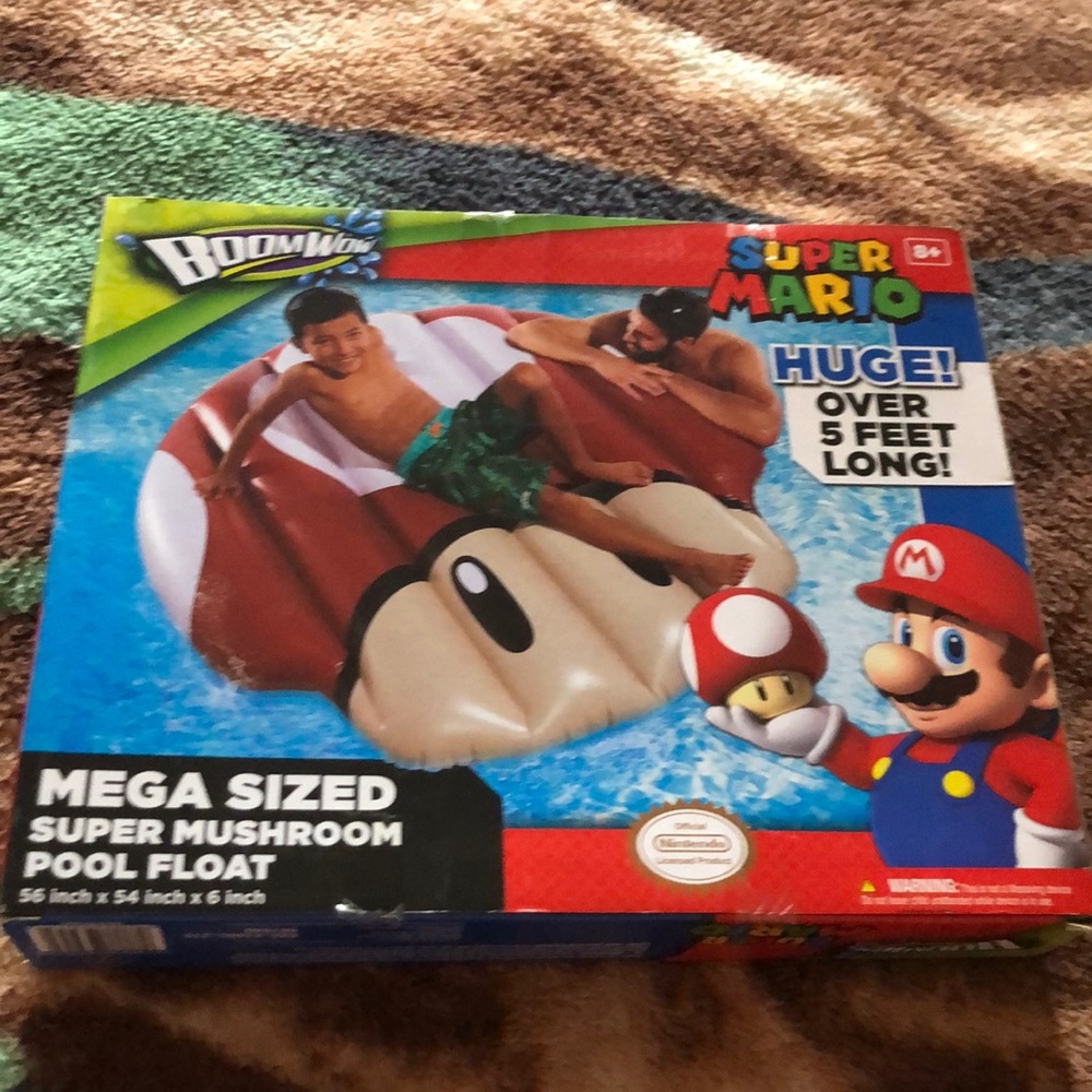 Super Mario mega size pool float
